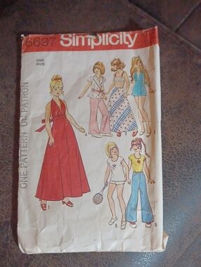4/$30 Simplicity Vintage Sewing Pattern 6697 - Barbie Doll Size Clothes